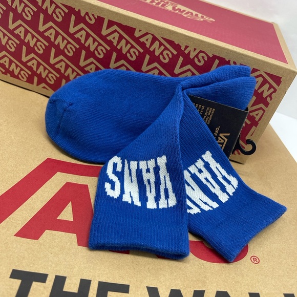 VANS "Off The Wall" socks
New with the tag authentic Vans socks (1 pair) - Picture 15 of 16